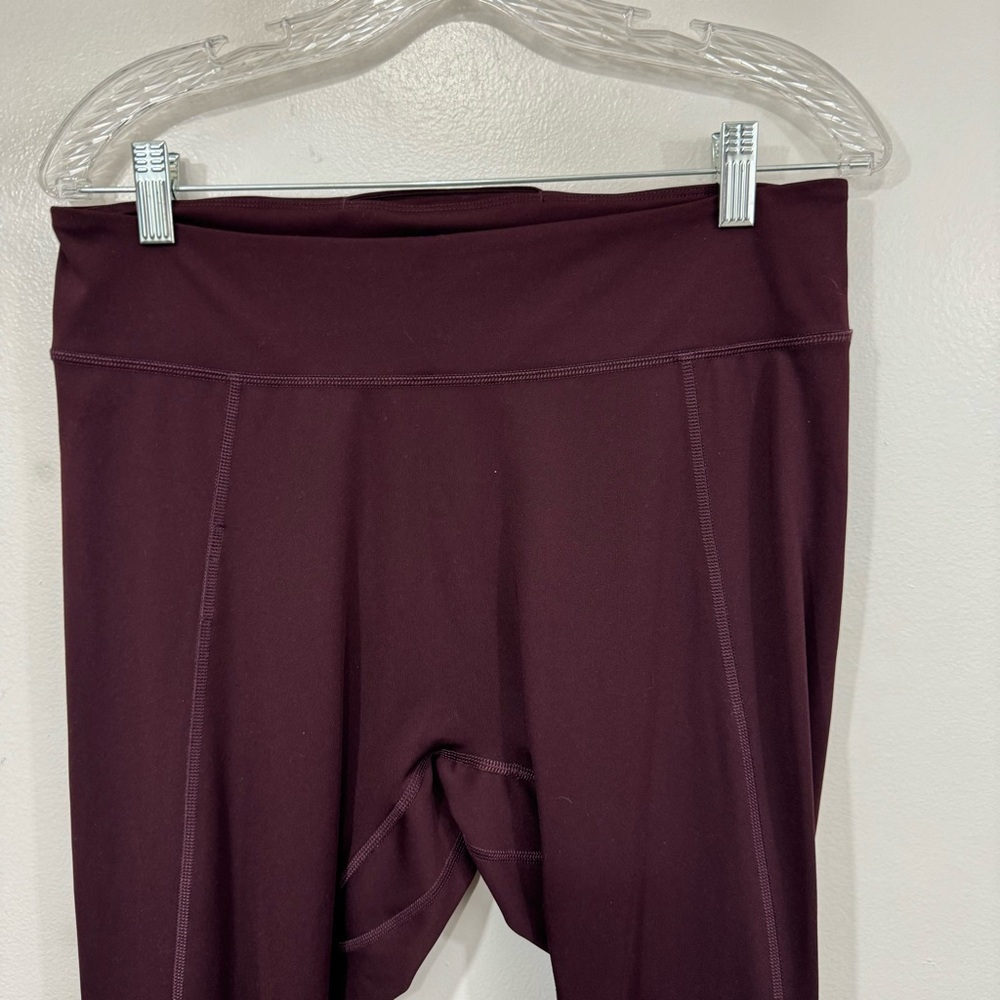 Free People Resilience Slim Leg Flare Yoga Pants Leggings in Fig Jam Size XL - Picture 5 of 13